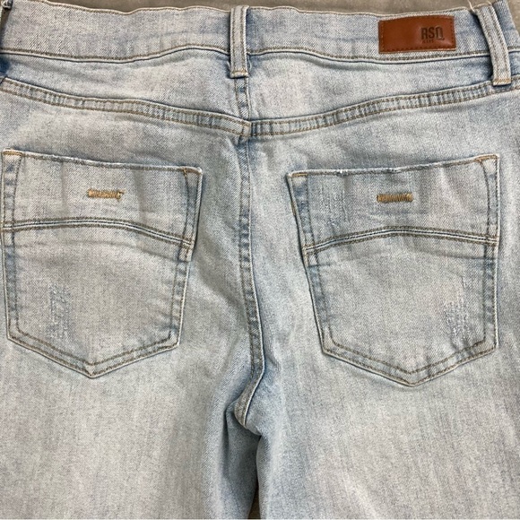 RSQ Jeans Toronto Slim Taper Light Wash Vintage Flex Ripped Jeans 28 x 32 - Picture 5 of 10
